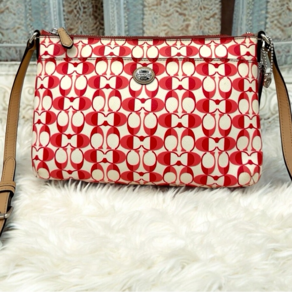 Coach Peyton East West Swingpack Dream C Pink Crossbody